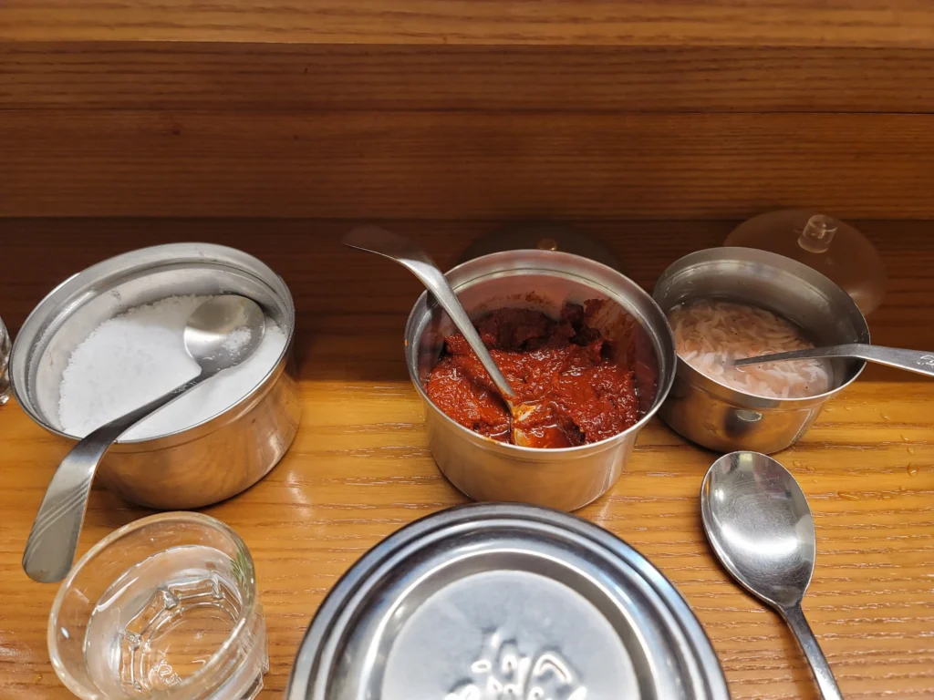 소금, 양념장, 새우젓