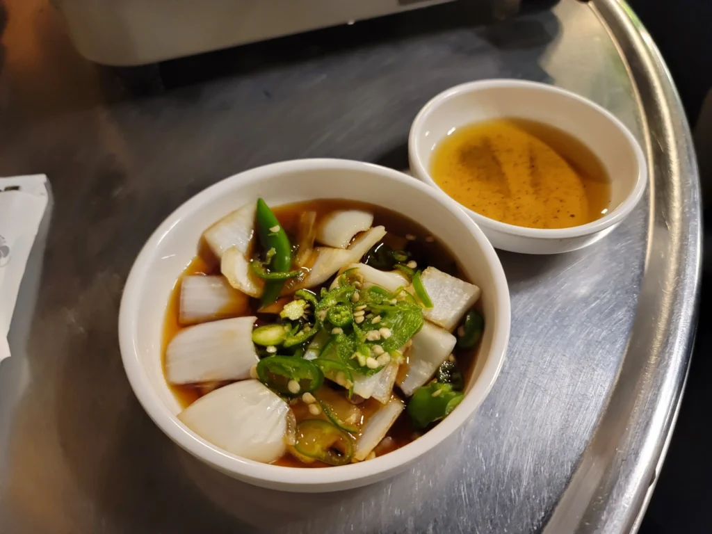 양파절임과 참기름